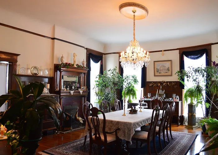 Beall Mansion An Elegant Hotel 4*